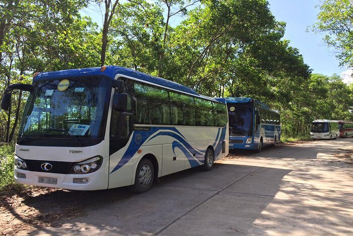 Take a bus from Ho Chi Minh city to Chau Doc